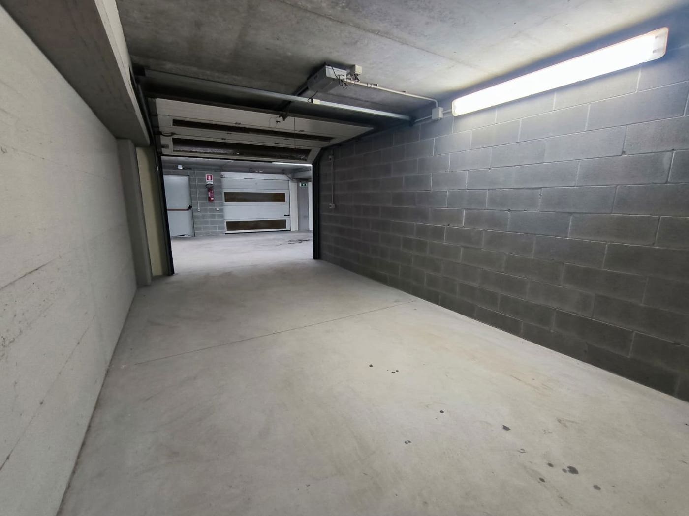 Box/Garage 20mq in vendita a Follonica