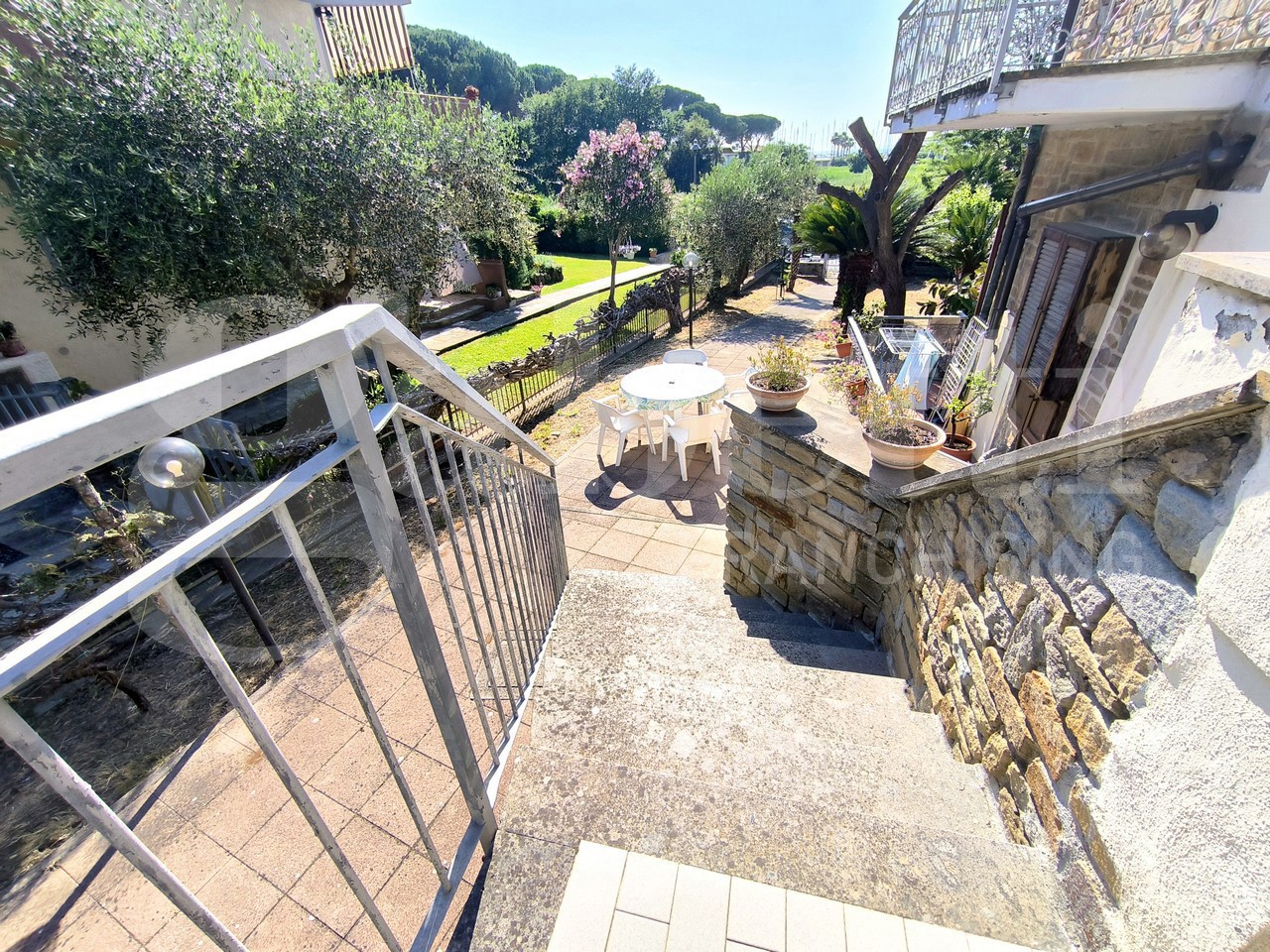 Villa Bifamiliare con giardino a Scarlino
