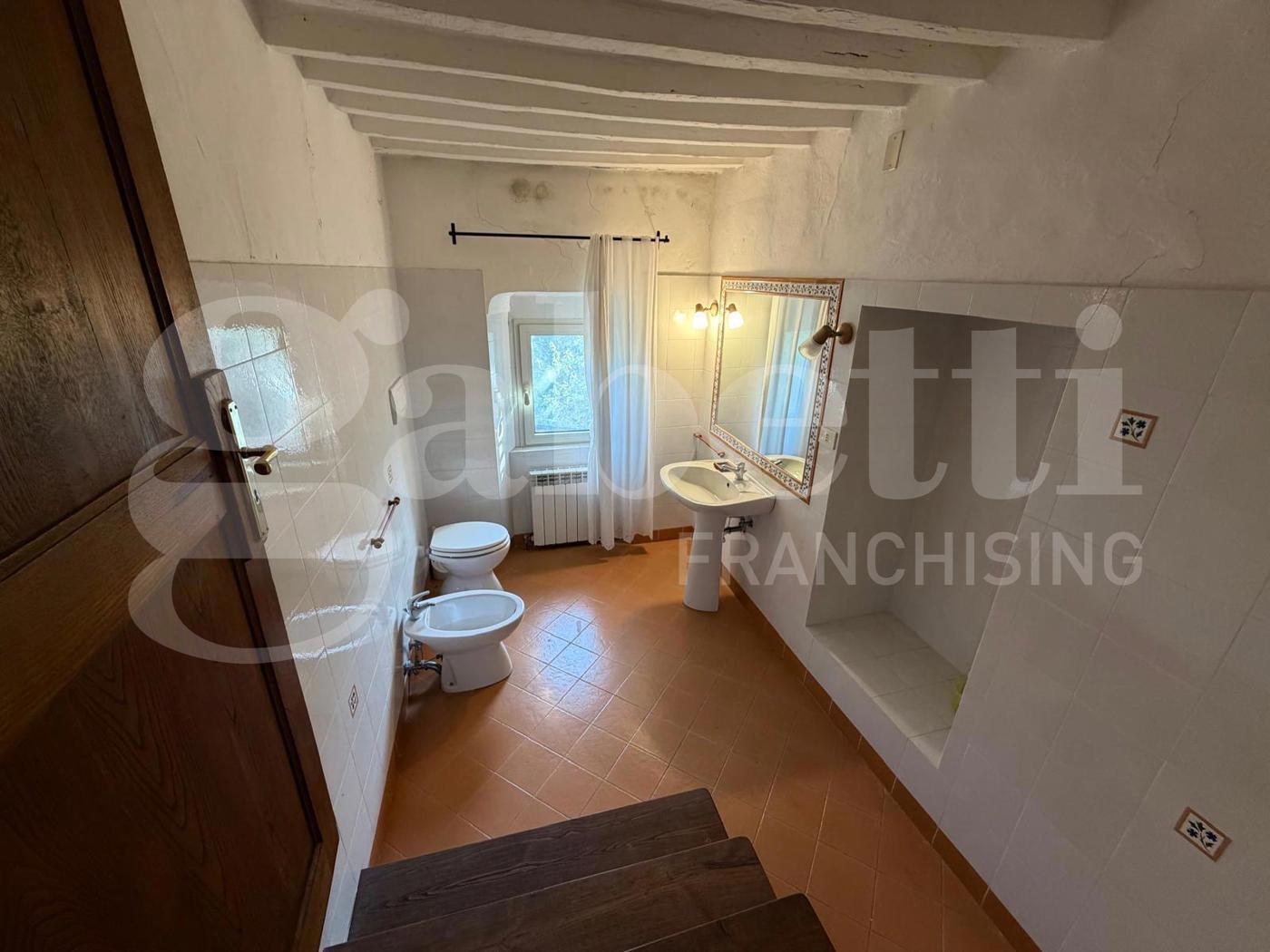 Casa indipendente in vendita a Gavorrano