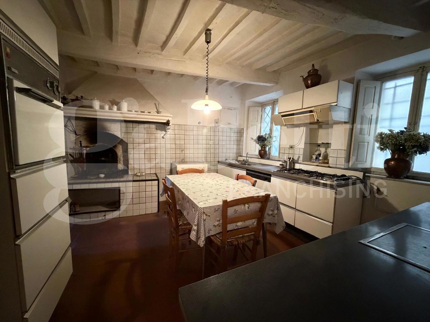 Casa indipendente in vendita a Gavorrano