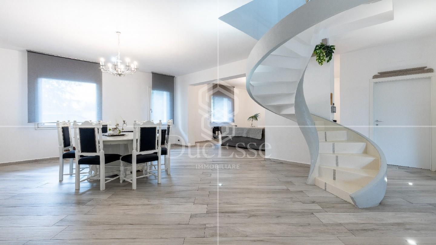 Villa con giardino a Santa Maria a Monte