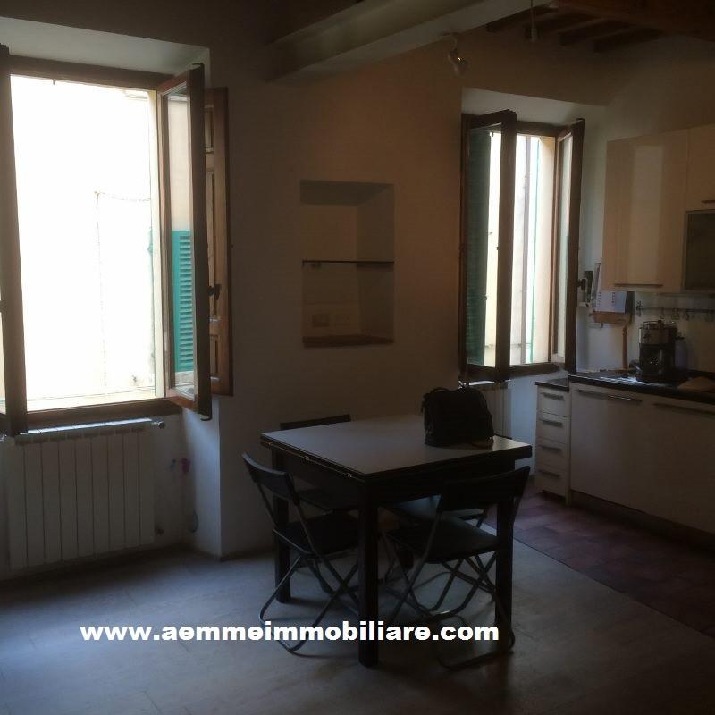 Bilocale arredato in affitto, Poggibonsi centro