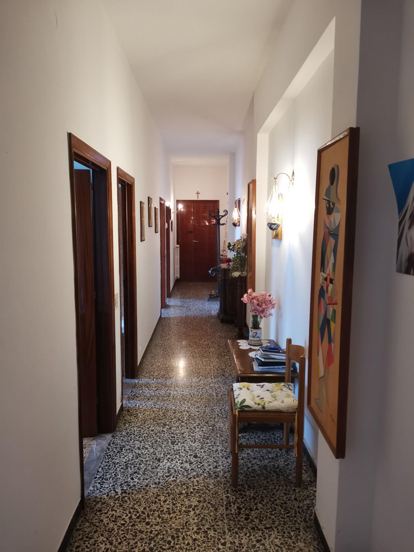 Quadrilocale con terrazzi, Poggibonsi via pisana (rione falco)