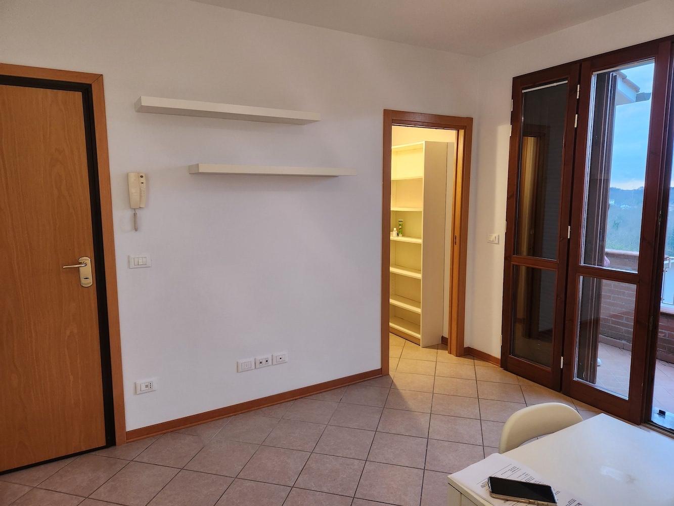 Bilocale arredato in affitto, Santa Maria a Monte falorni