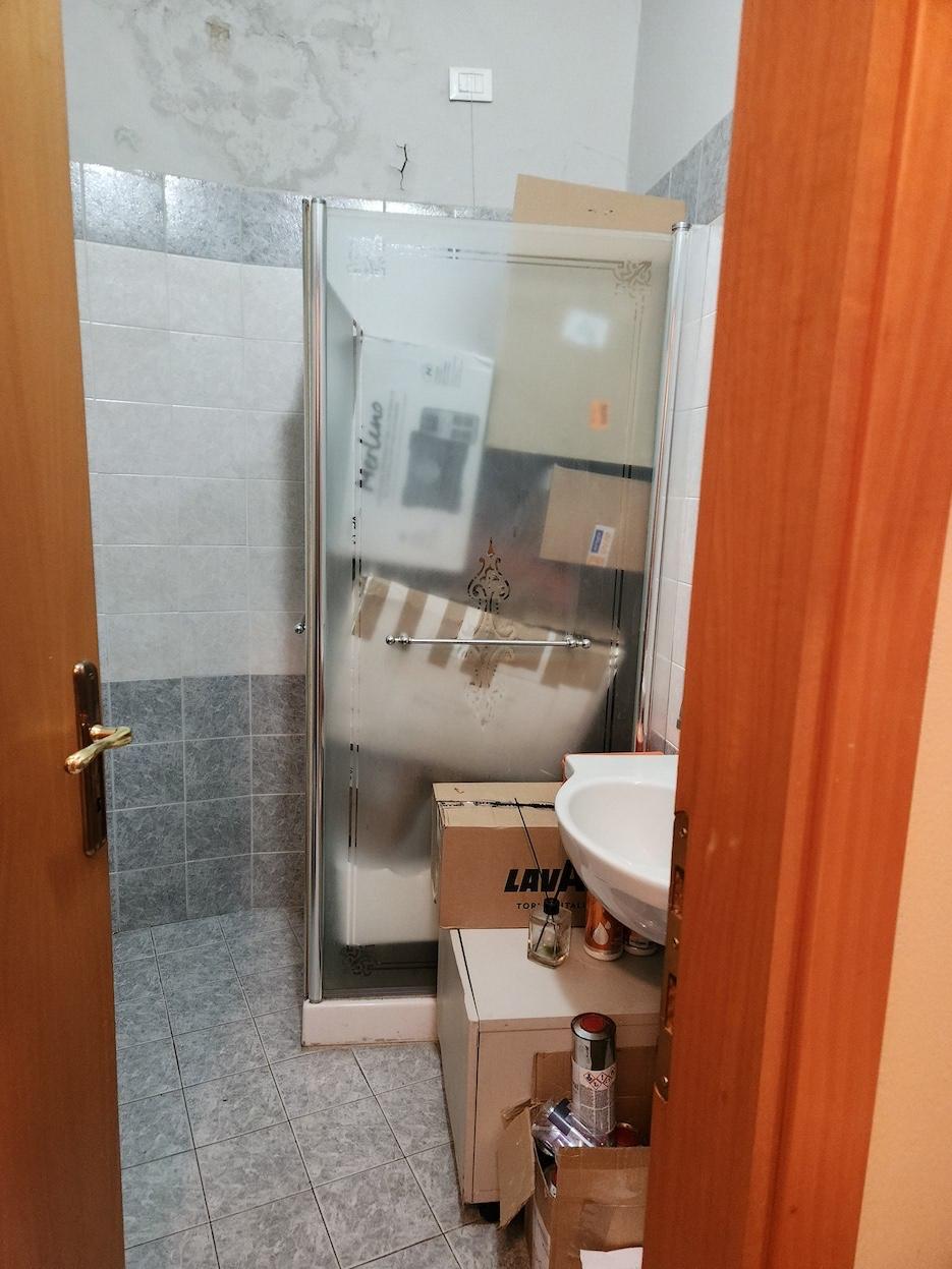 Negozio in affitto a Santa Maria a Monte