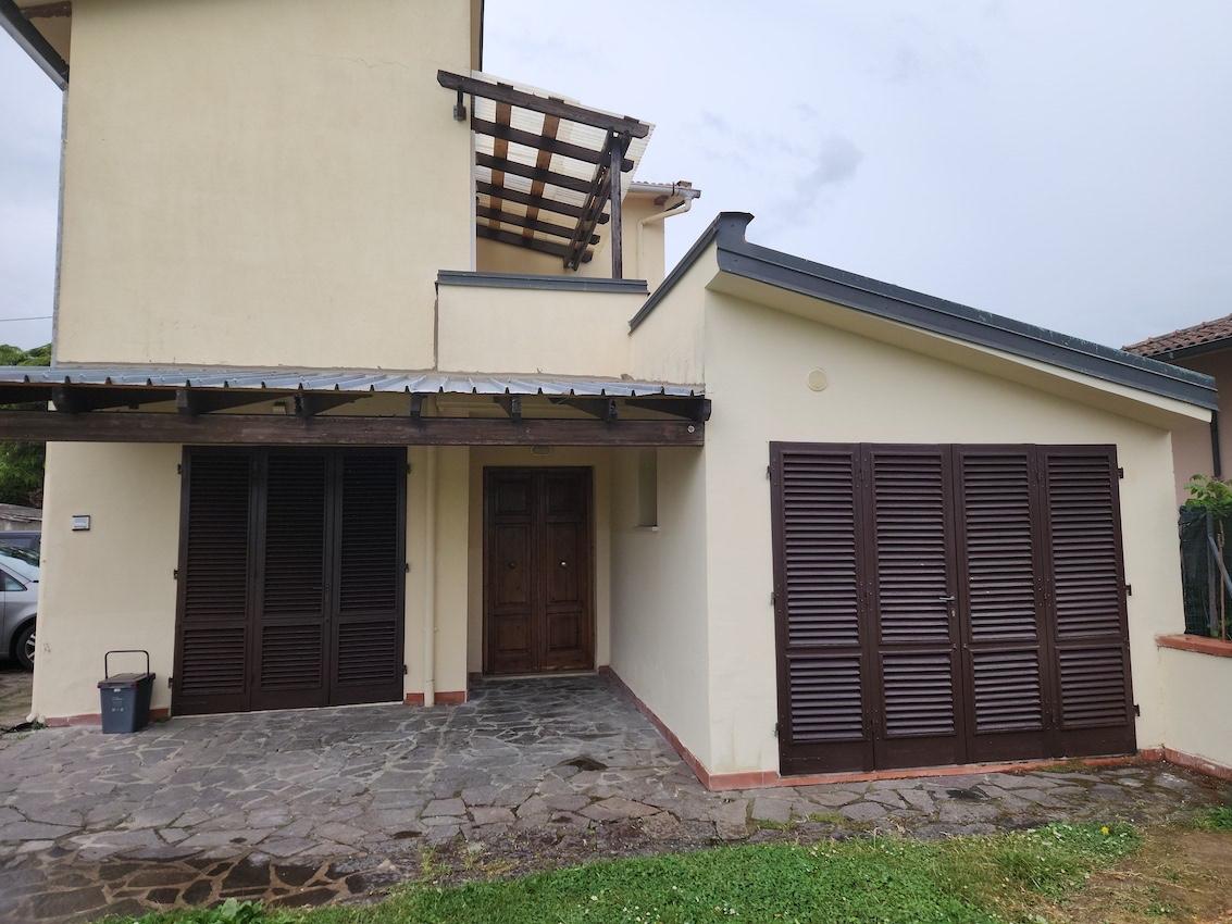 Casa indipendente arredata in affitto a Santa Croce sull'Arno