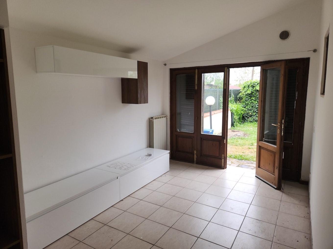 Casa indipendente arredata in affitto a Santa Croce sull'Arno