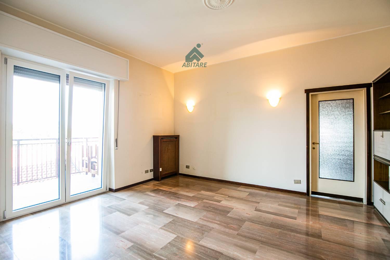 Trilocale in vendita a Garbagnate Milanese