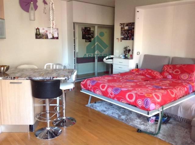 Monolocale arredato in affitto a Milano