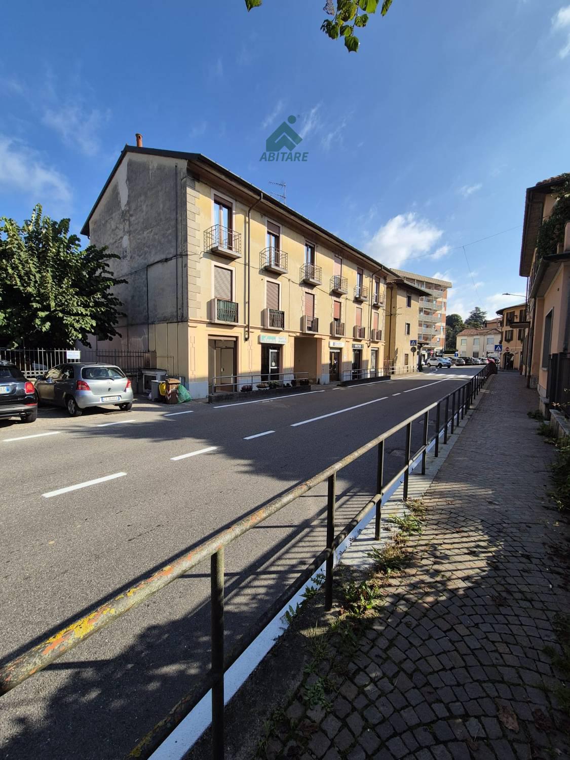 Negozio in affitto a Cantello