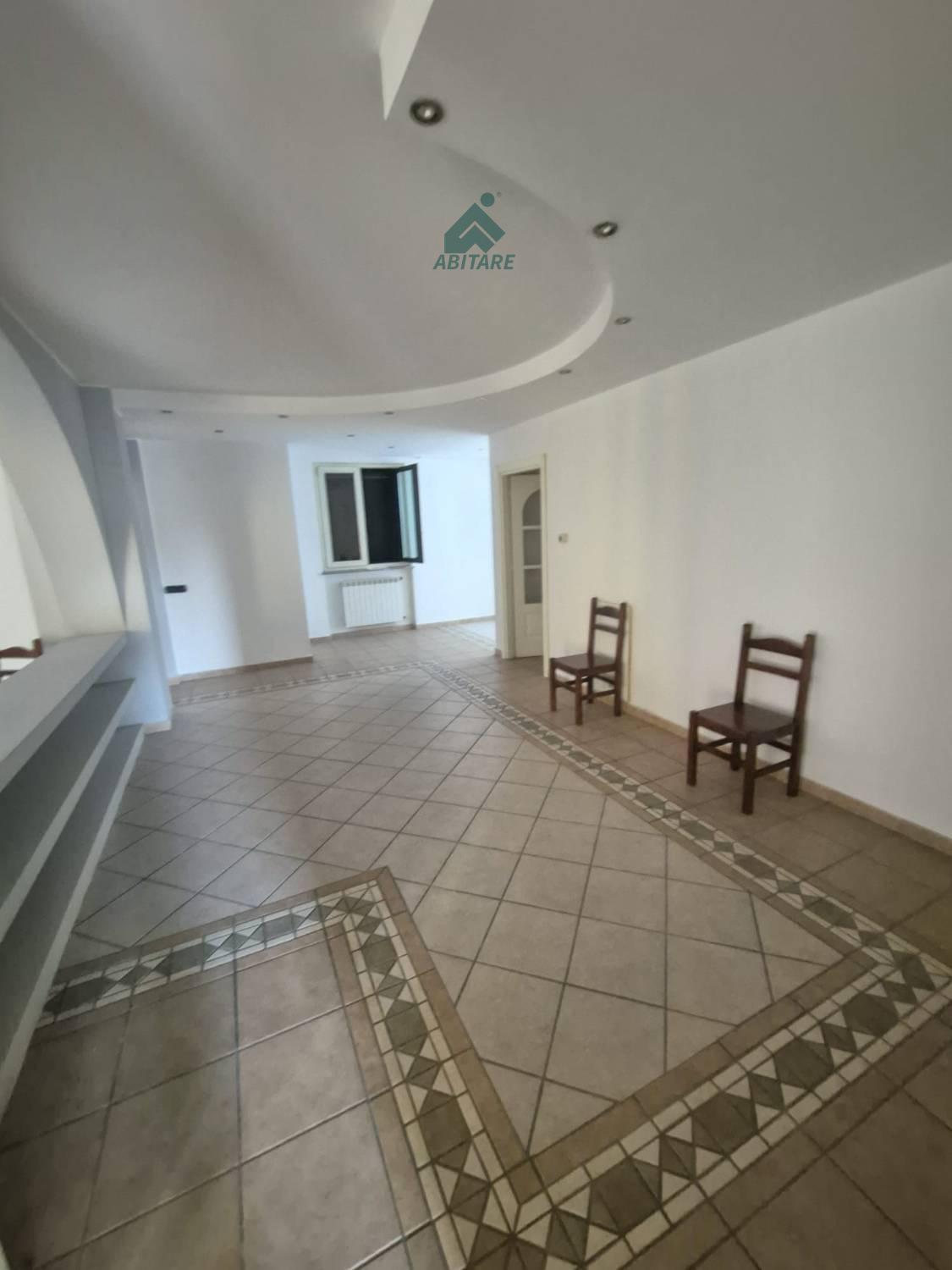 Villa con giardino a Garbagnate Milanese