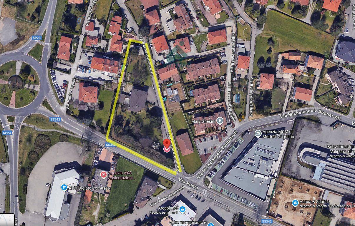 Villa con giardino a Olgiate Comasco