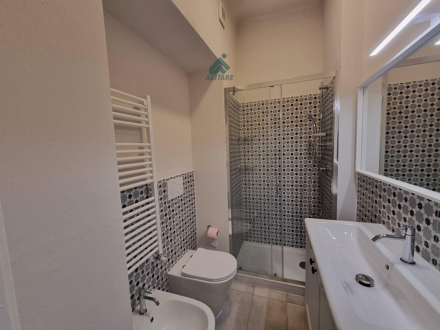 Bilocale arredato in affitto a Milano