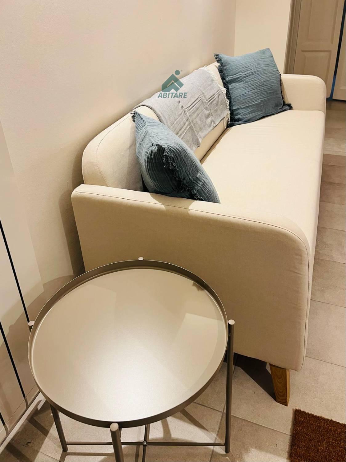 Bilocale arredato in affitto a Milano