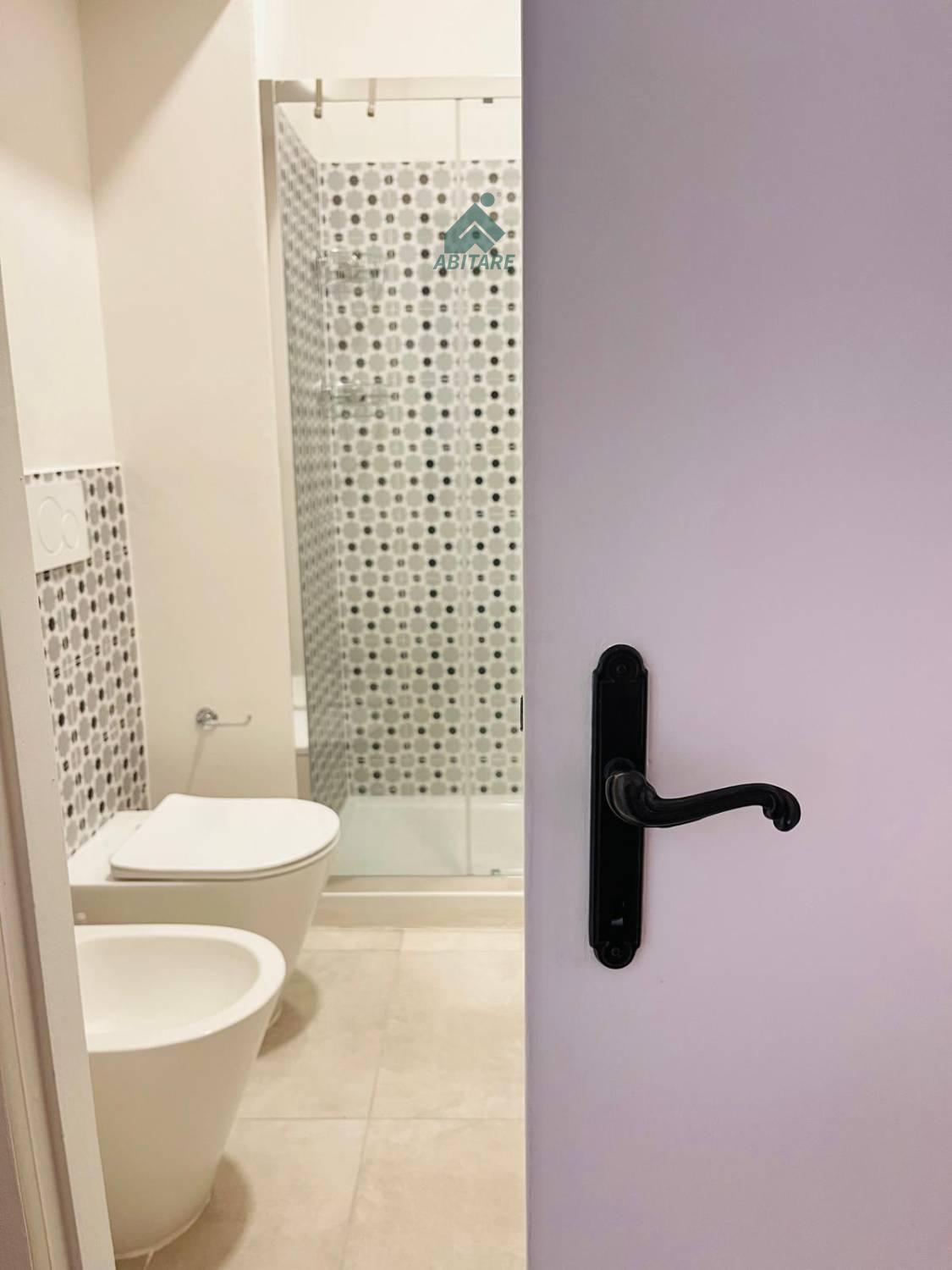 Bilocale arredato in affitto a Milano