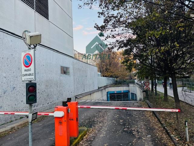 Box/Garage 13mq ristrutturato a Milano