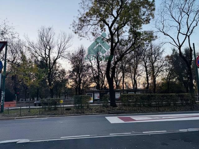 Box/Garage 13mq ristrutturato a Milano