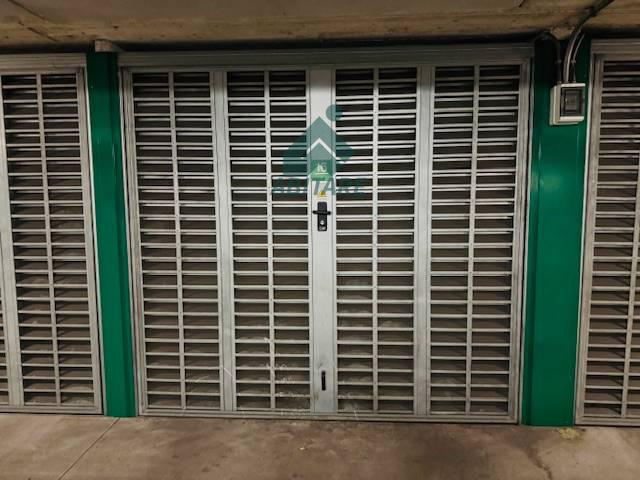 Box/Garage 13mq ristrutturato a Milano