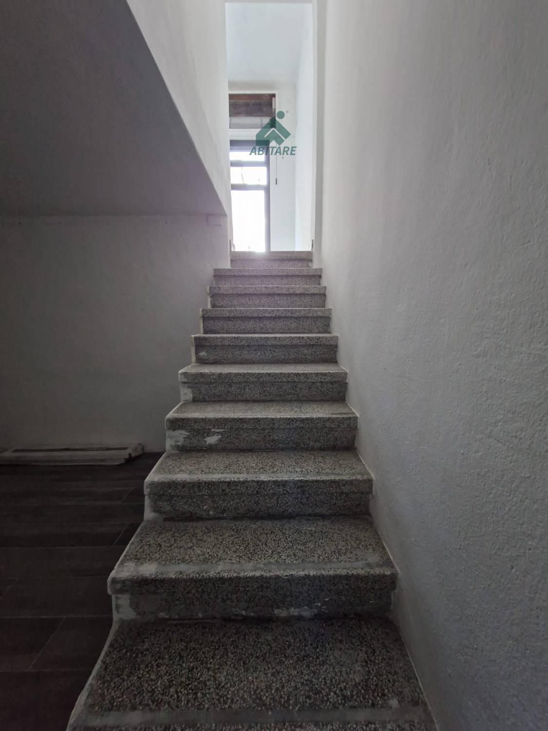 Negozio ristrutturato a Milano