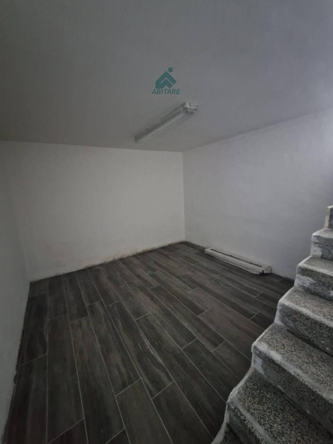 Negozio ristrutturato a Milano