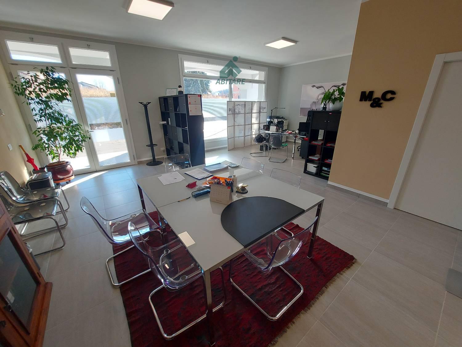 Negozio nuovo a Cantello