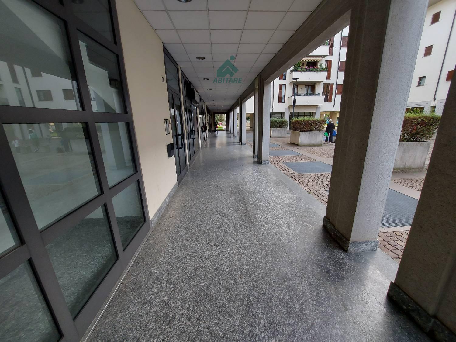 Negozio nuovo a Bollate