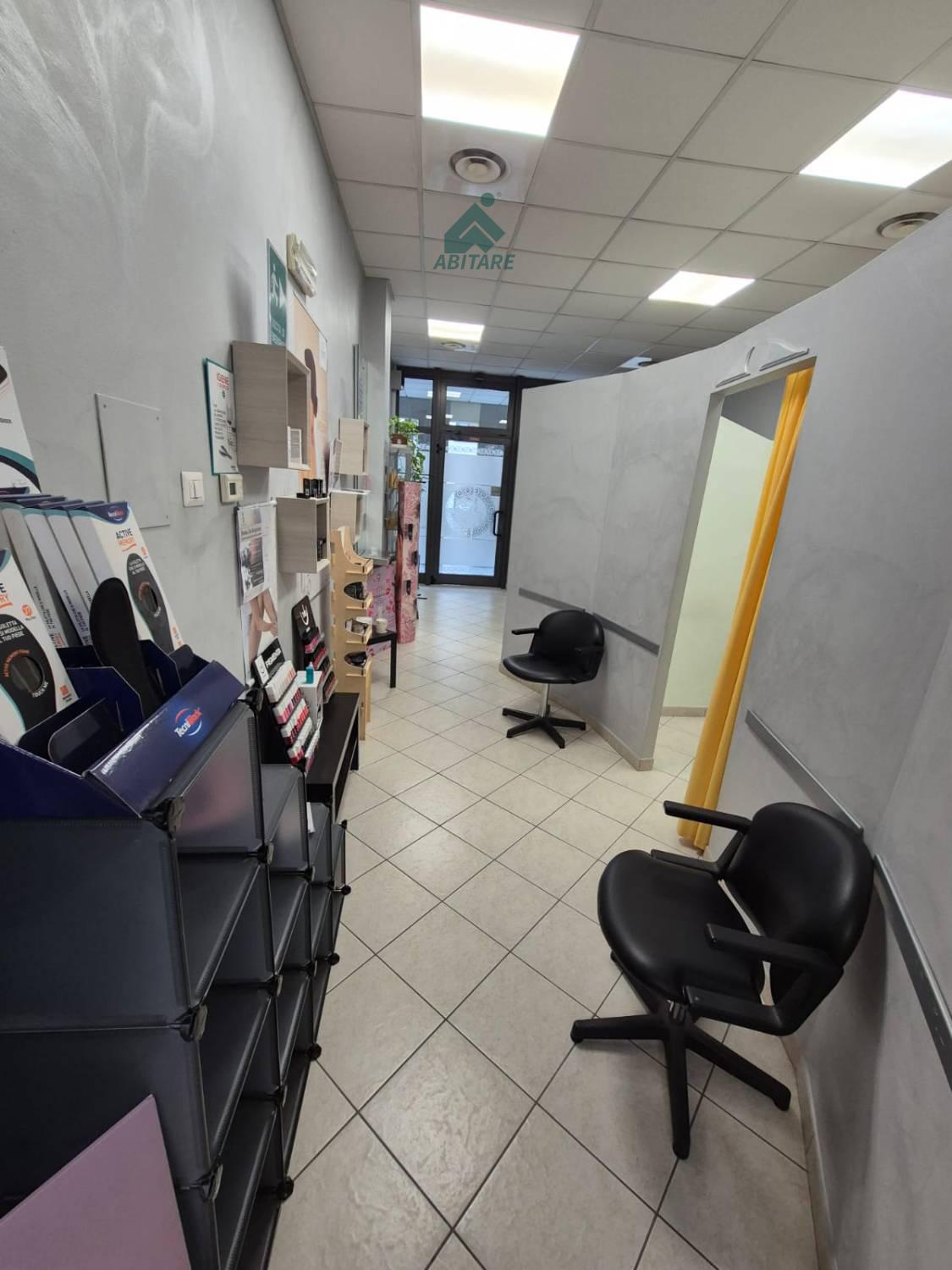 Negozio nuovo a Bollate