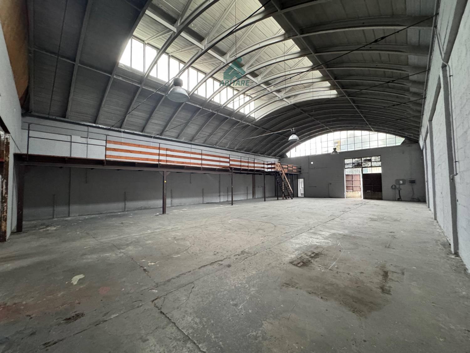 Capannone ristrutturata a Trezzano sul Naviglio