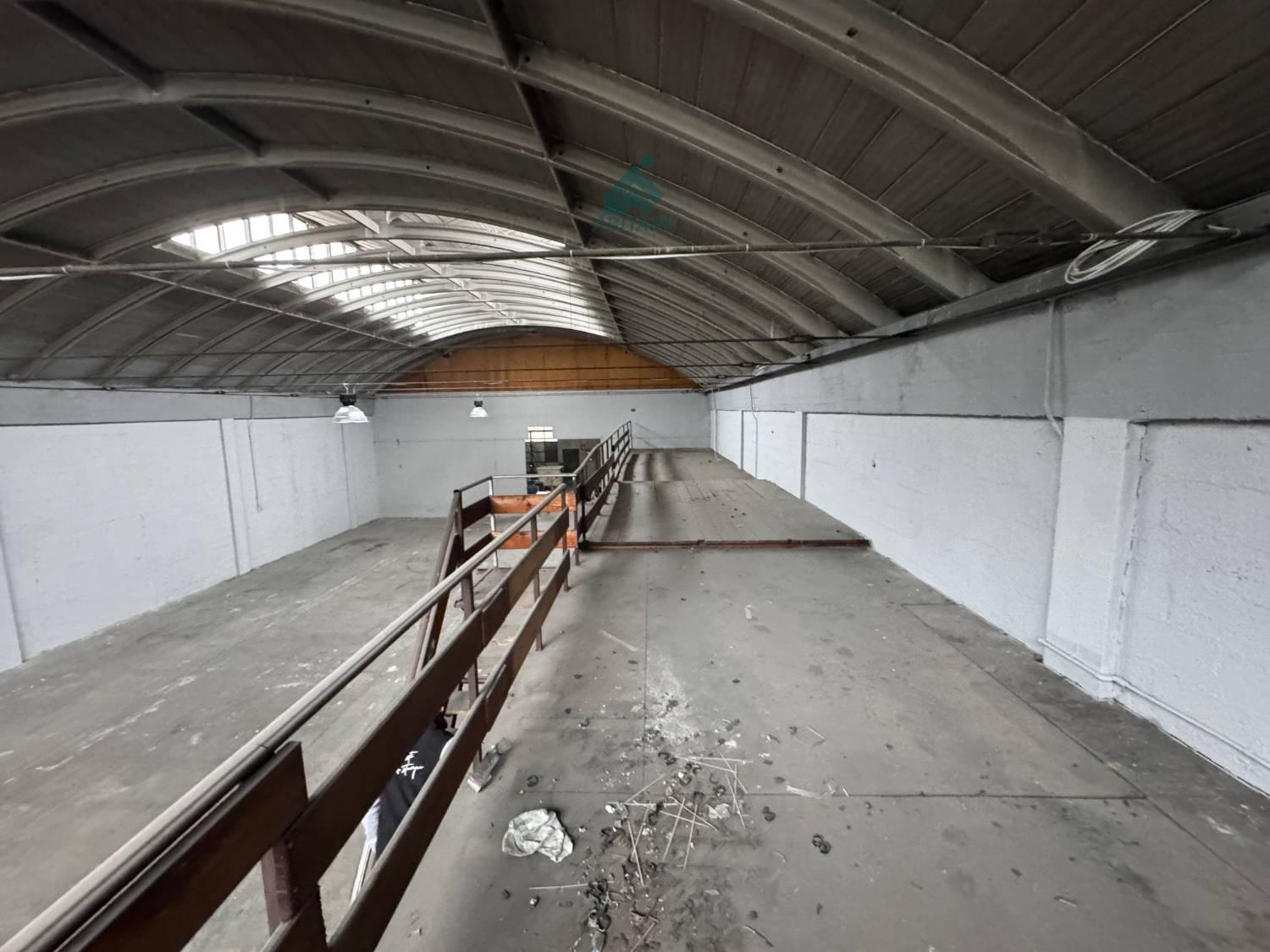 Capannone ristrutturata a Trezzano sul Naviglio