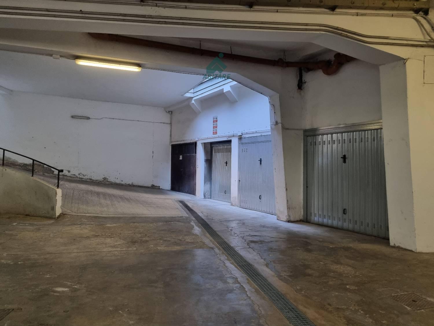 Box/Garage 15mq in affitto a Milano