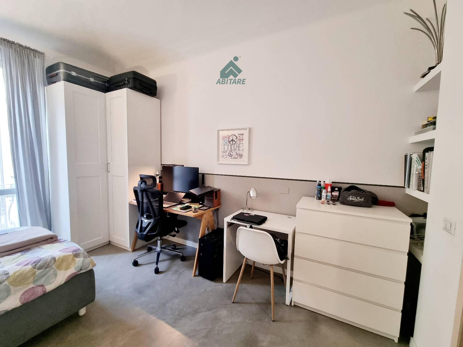 Bilocale arredato in affitto a Milano