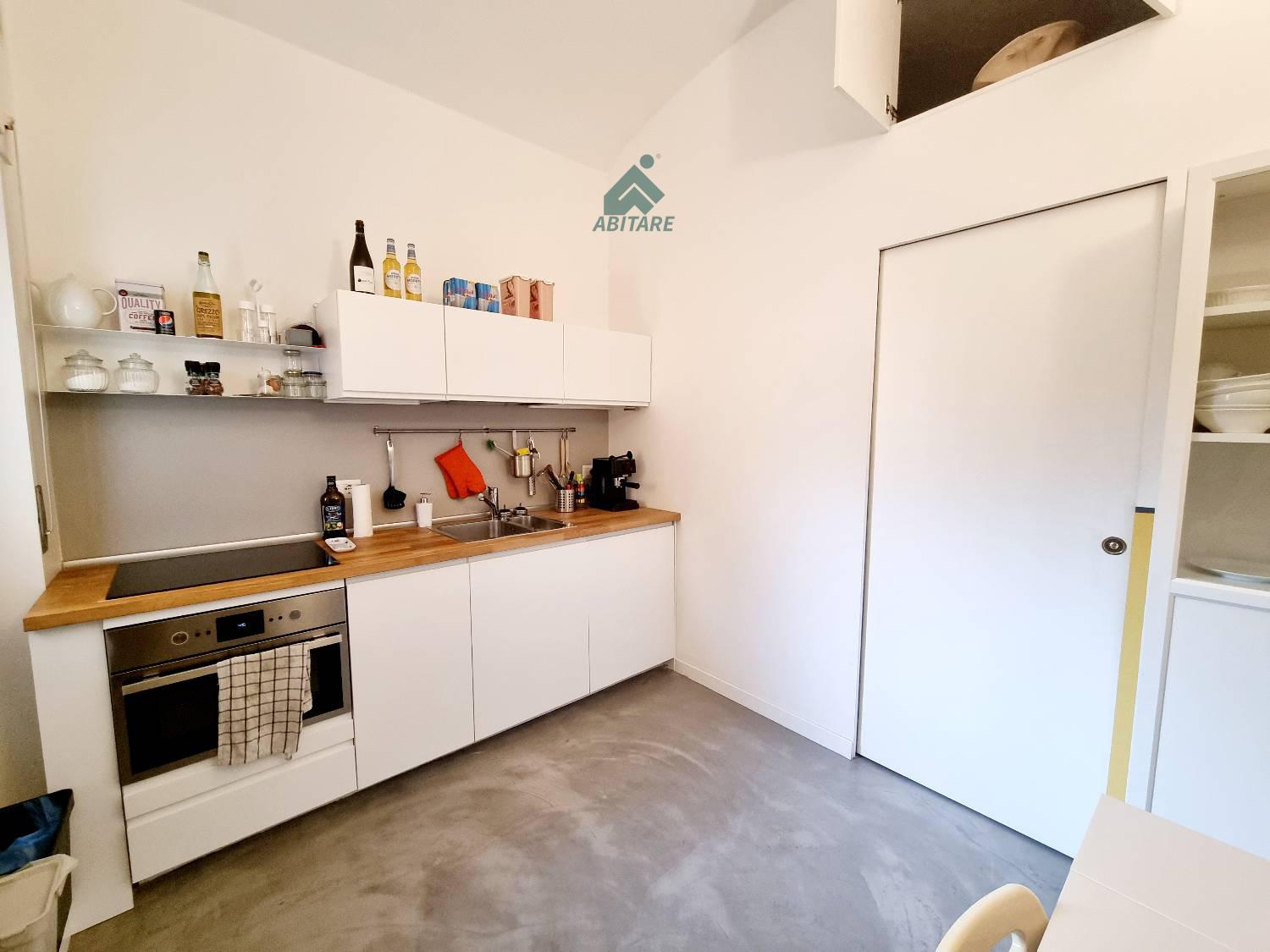 Bilocale arredato in affitto a Milano