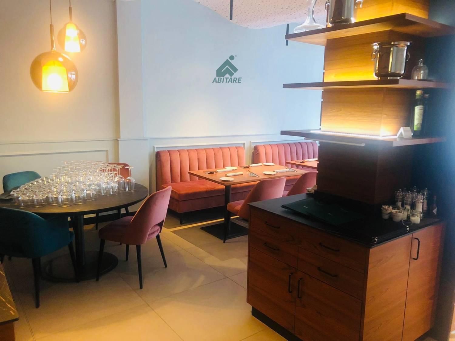 Attivit� commerciale Ristorante e pizzeria con box doppio a Senago