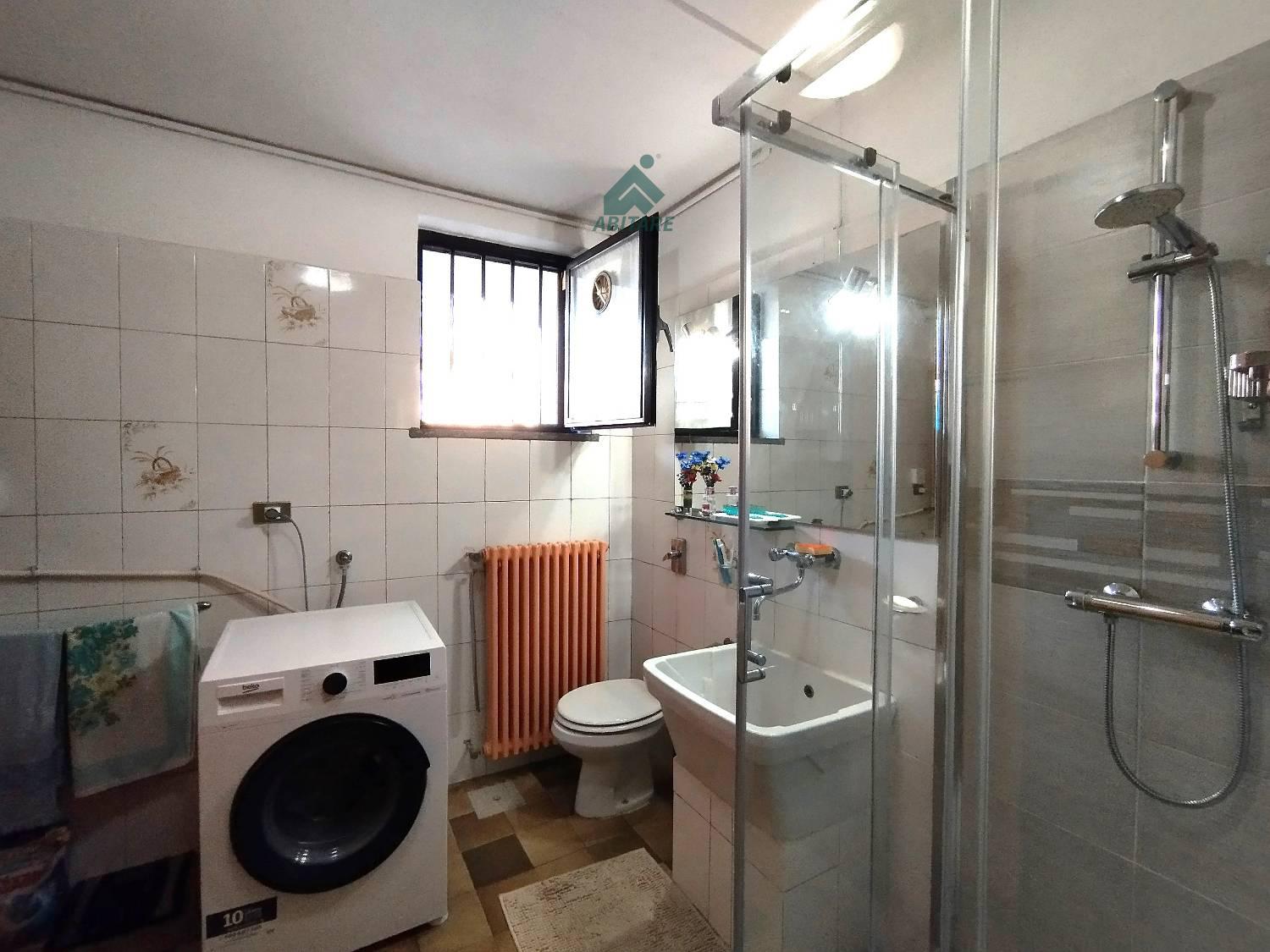 Villa con giardino a Vanzago