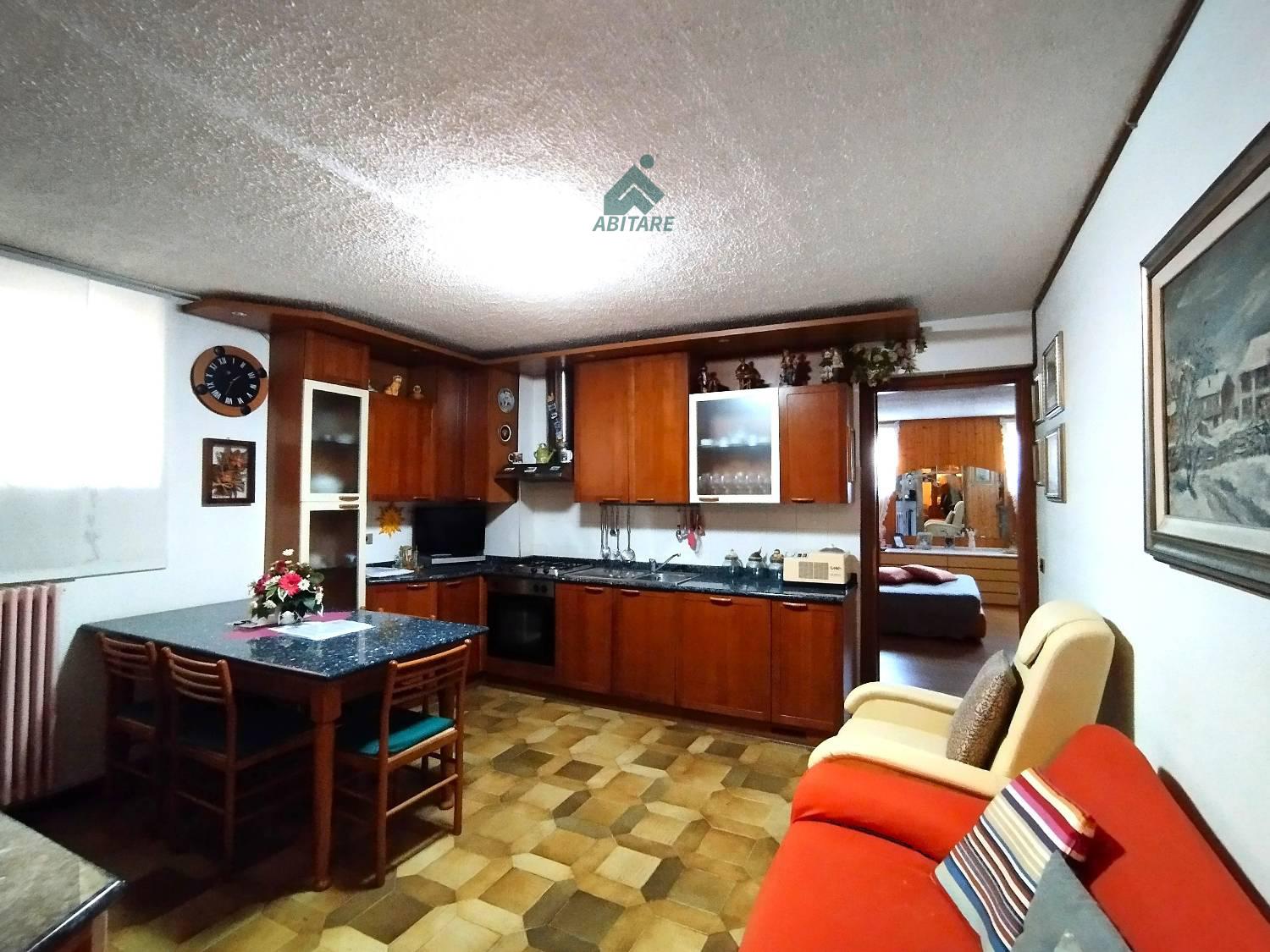 Villa con giardino a Vanzago