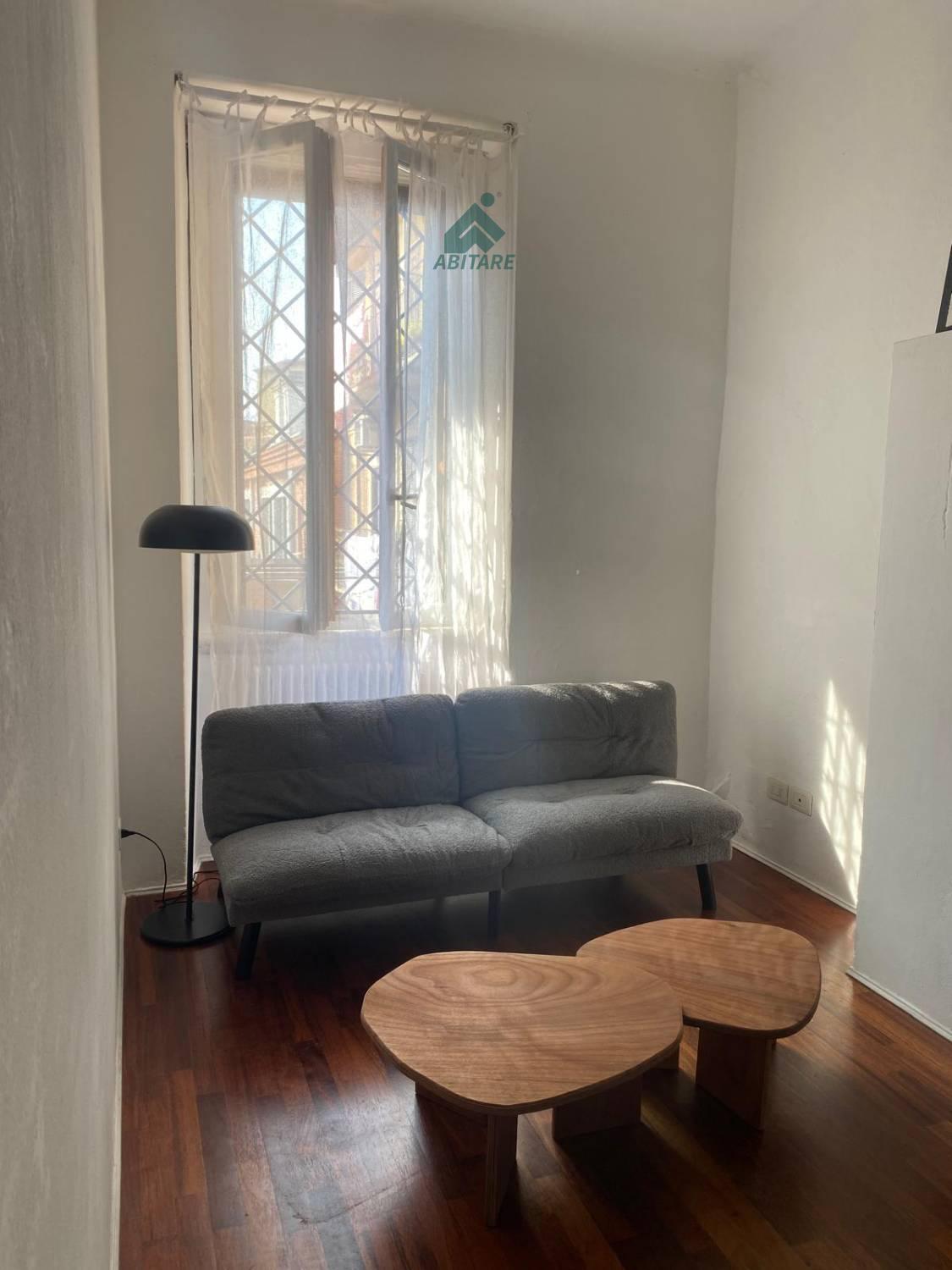 Bilocale arredato in affitto a Milano