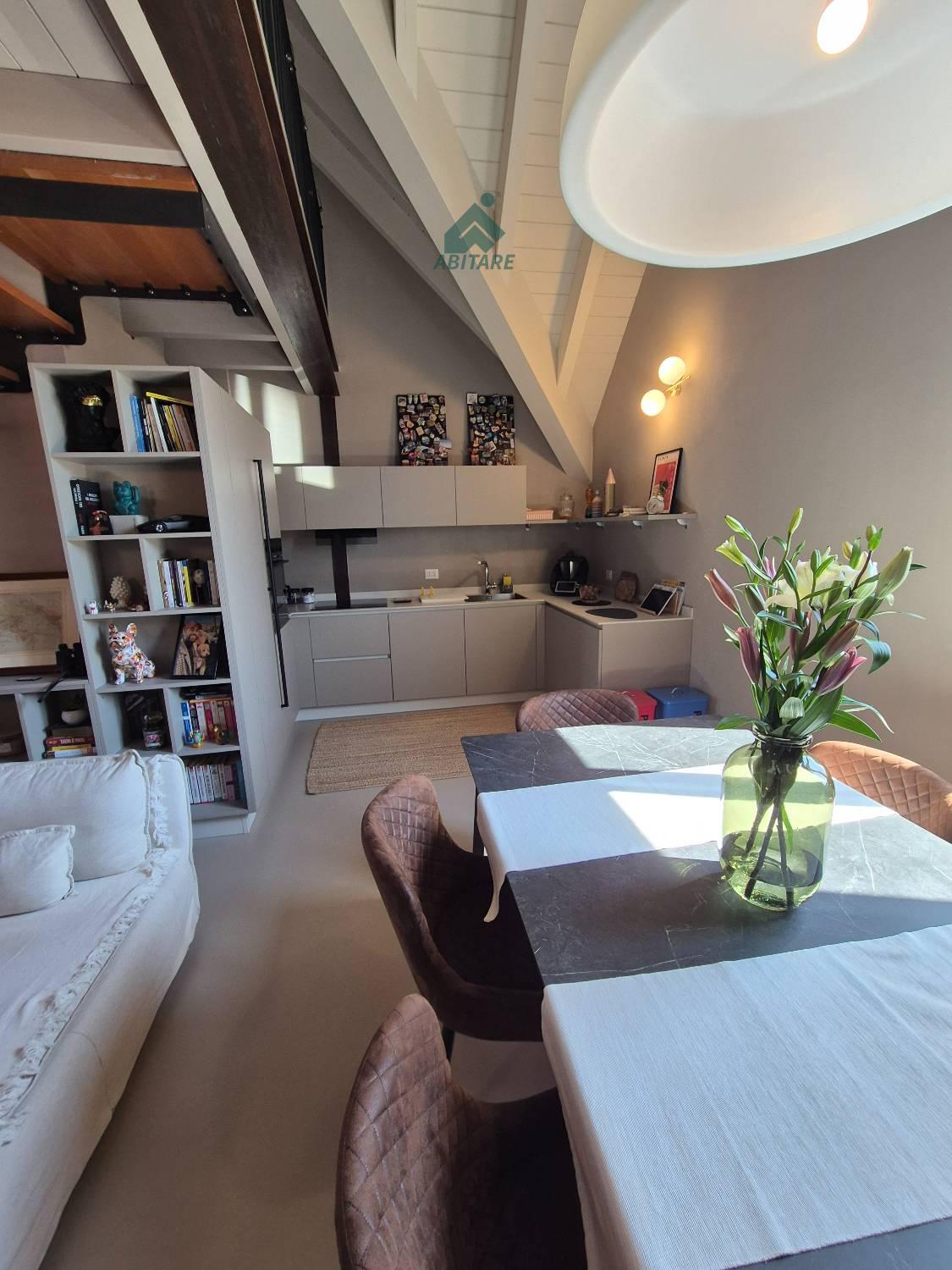 Attico in vendita a Viggi�