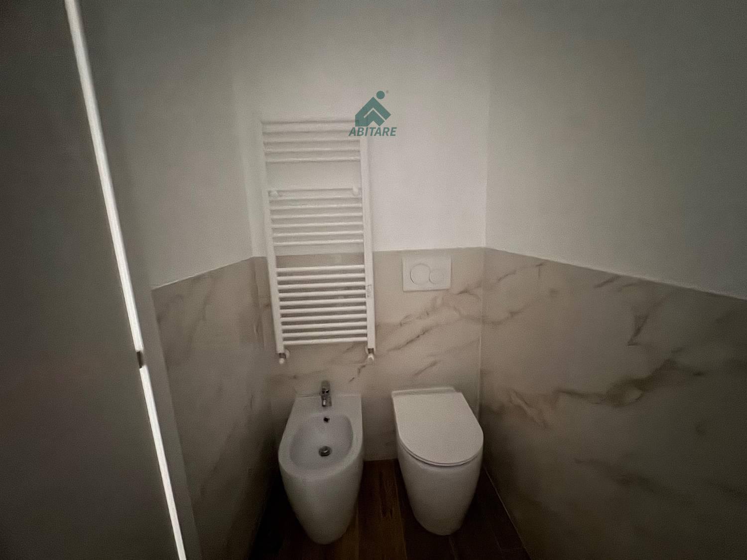 Trilocale con giardino a Rho