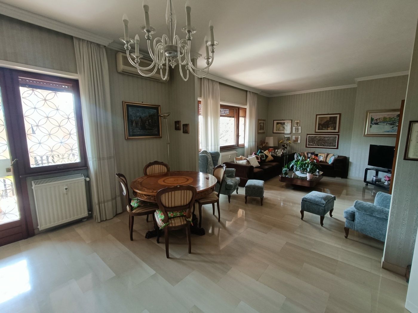 Quadrilocale in vendita a Roma