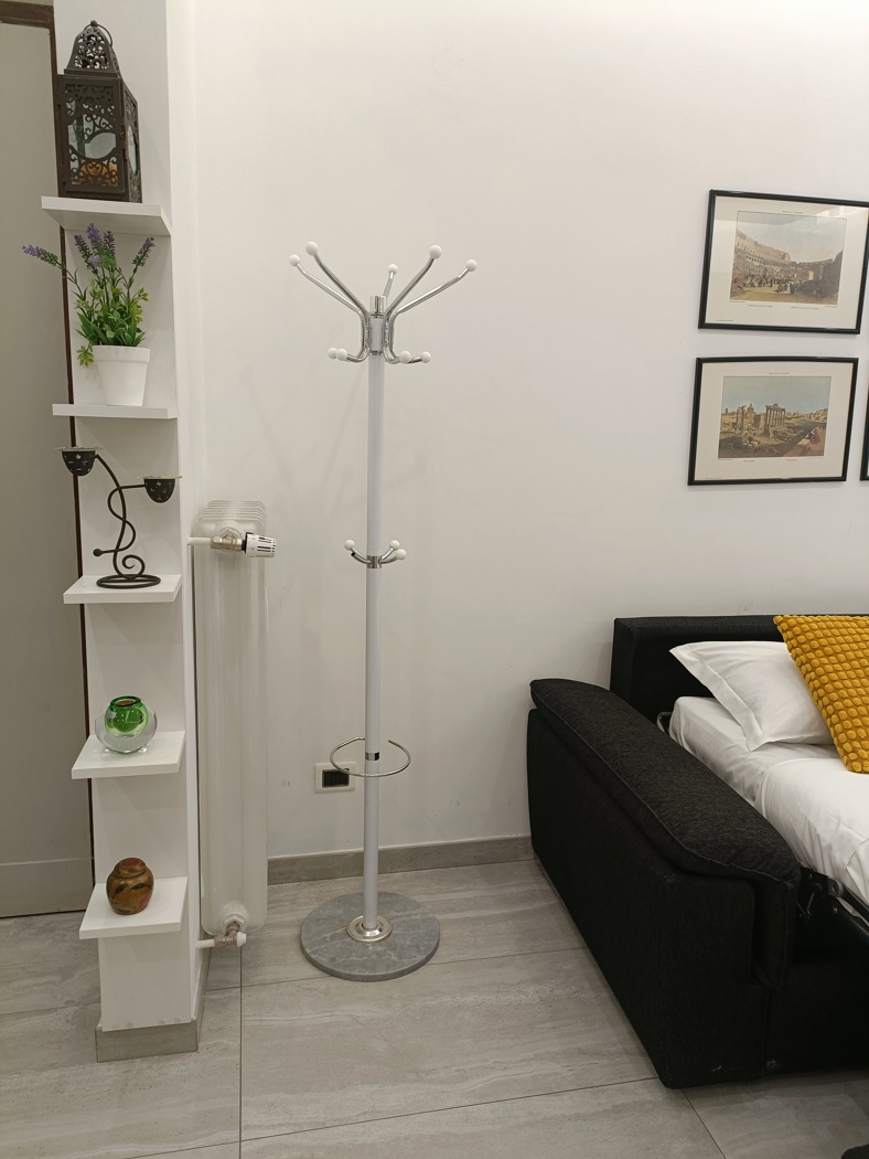 Trilocale arredato in affitto a Roma