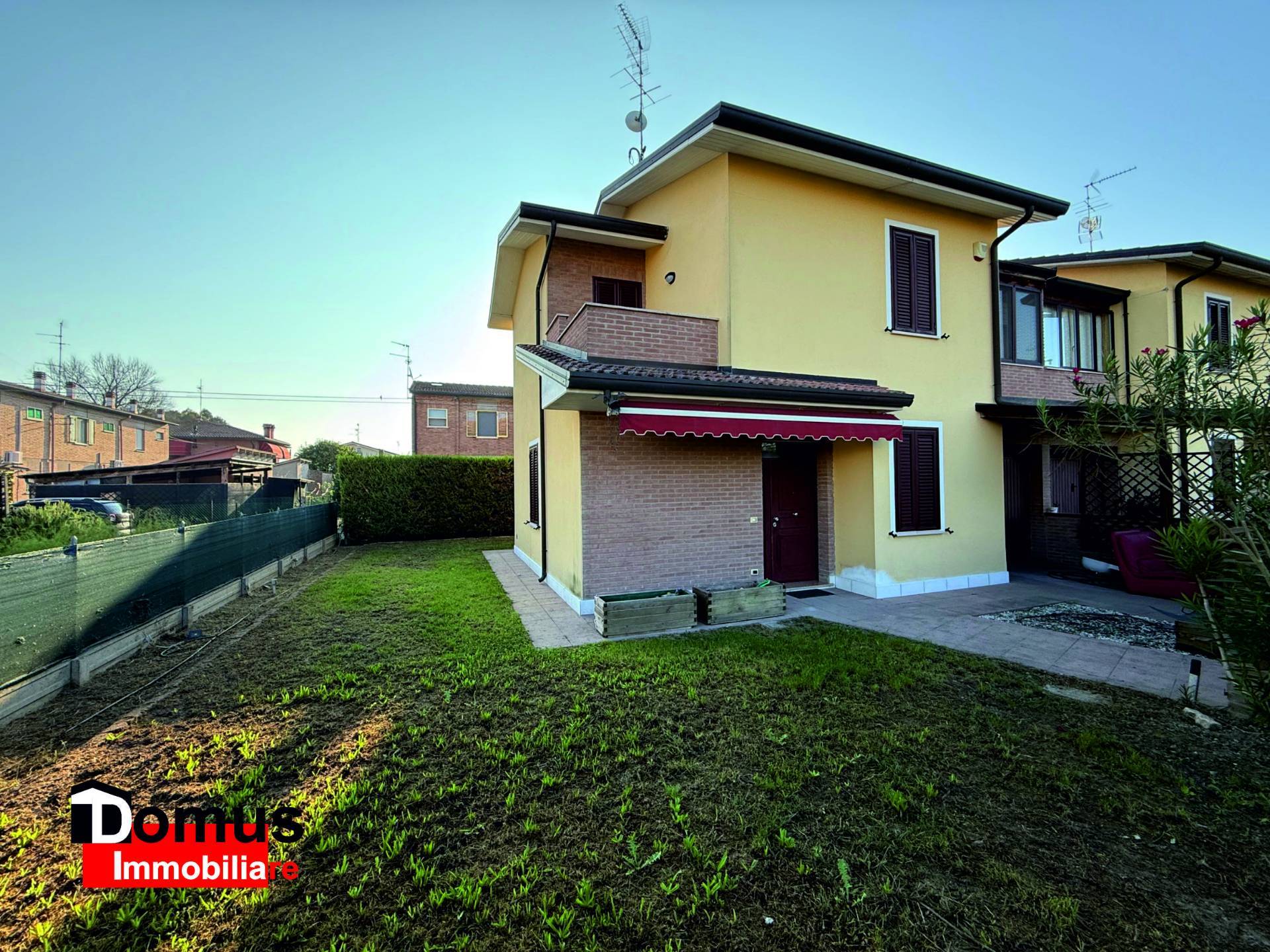 Villa di testa in affitto a Ferrara, Contrapo