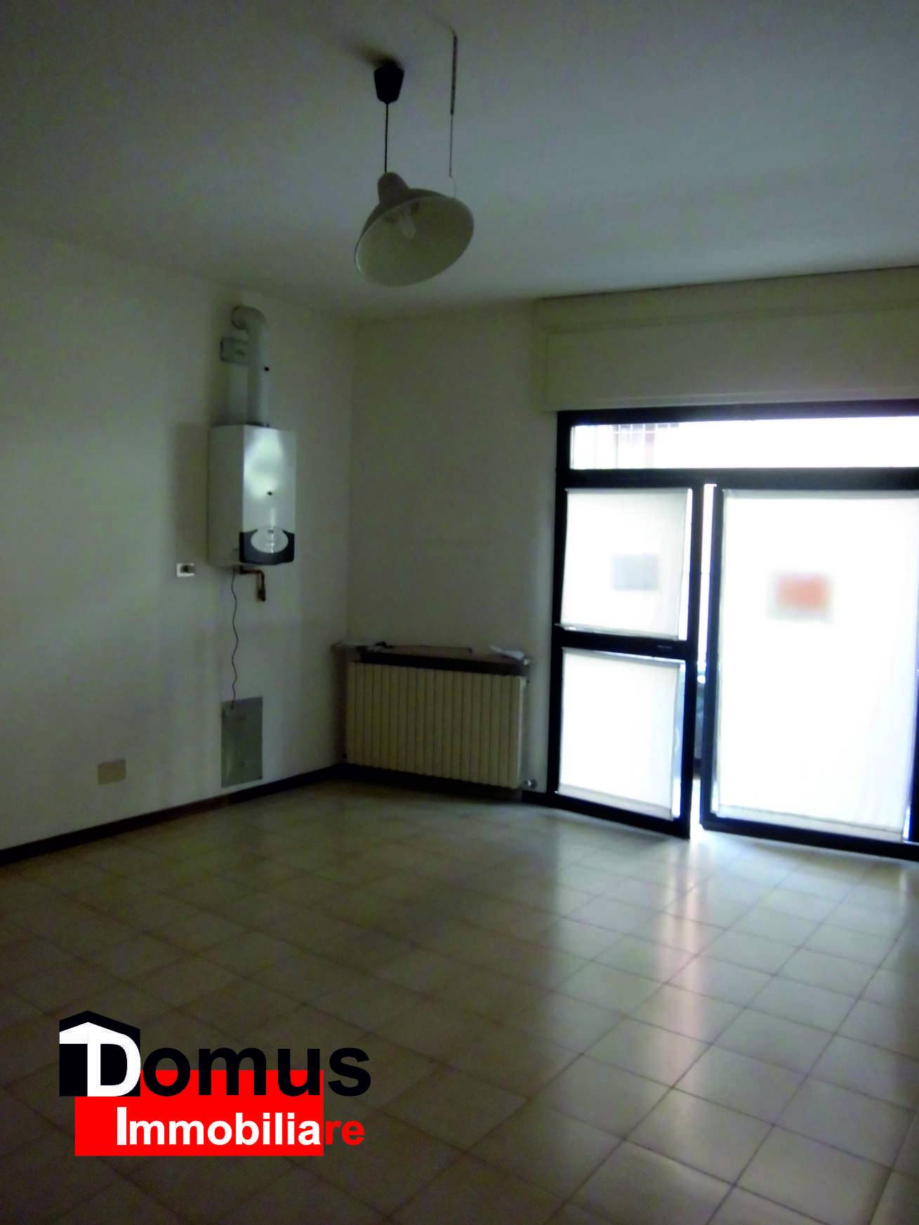 Laboratorio/Ufficio in affitto a Ferrara, Centro storico