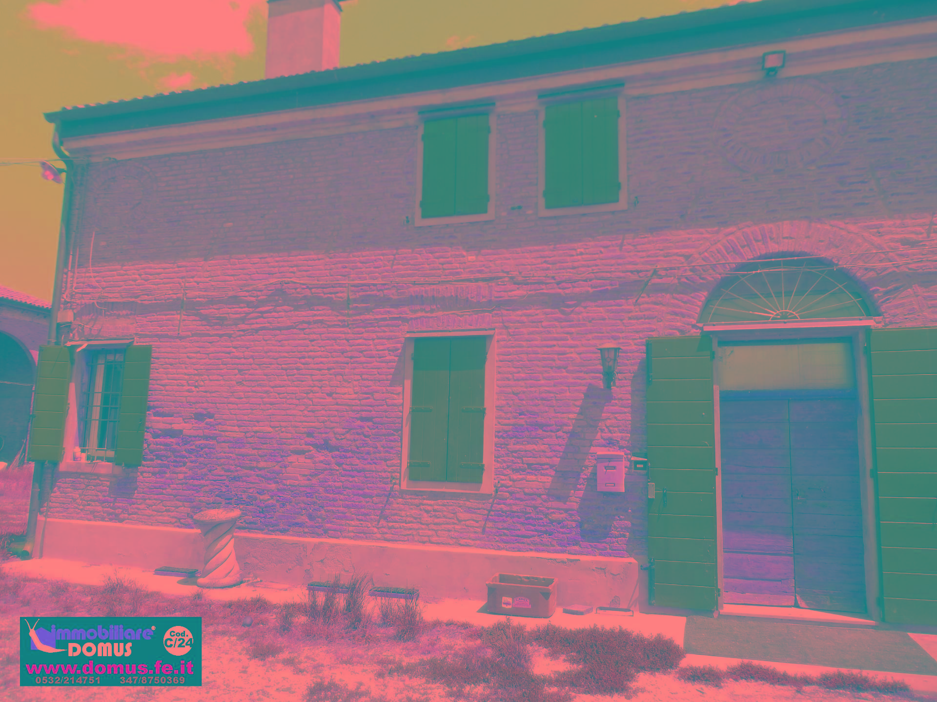 Rustico in vendita a Ferrara