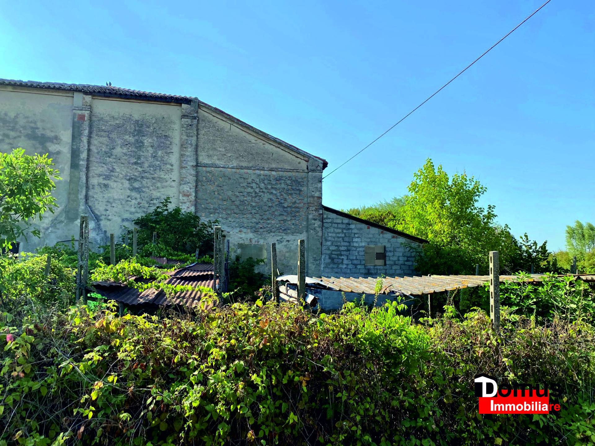 Magazzino in vendita a Copparo, Saletta - C Matte