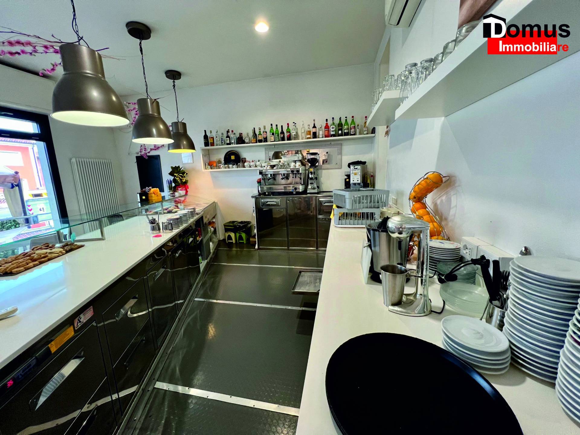 Attivit commerciale in vendita a Ferrara