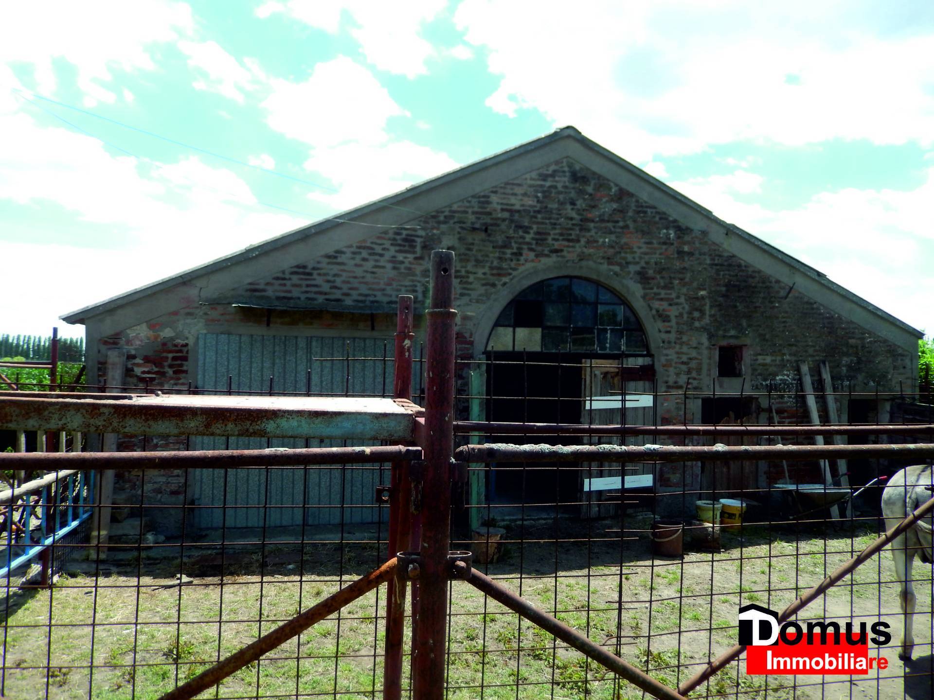 Rustico in vendita a Ferrara, Chiesuol del Fosso