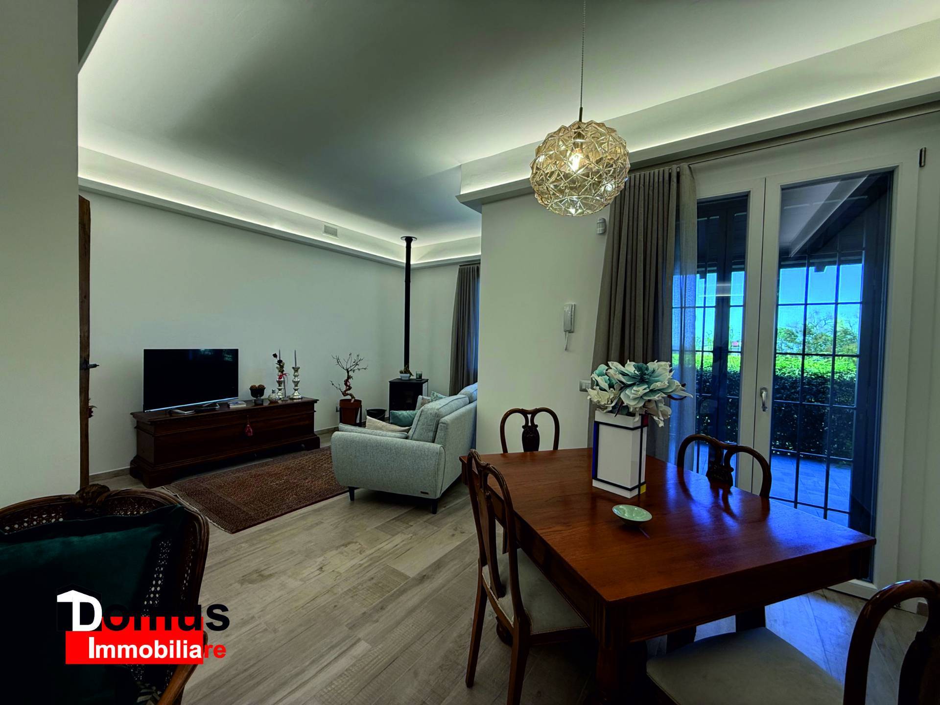 Villa Bifamiliare in vendita a Ferrara, Cona