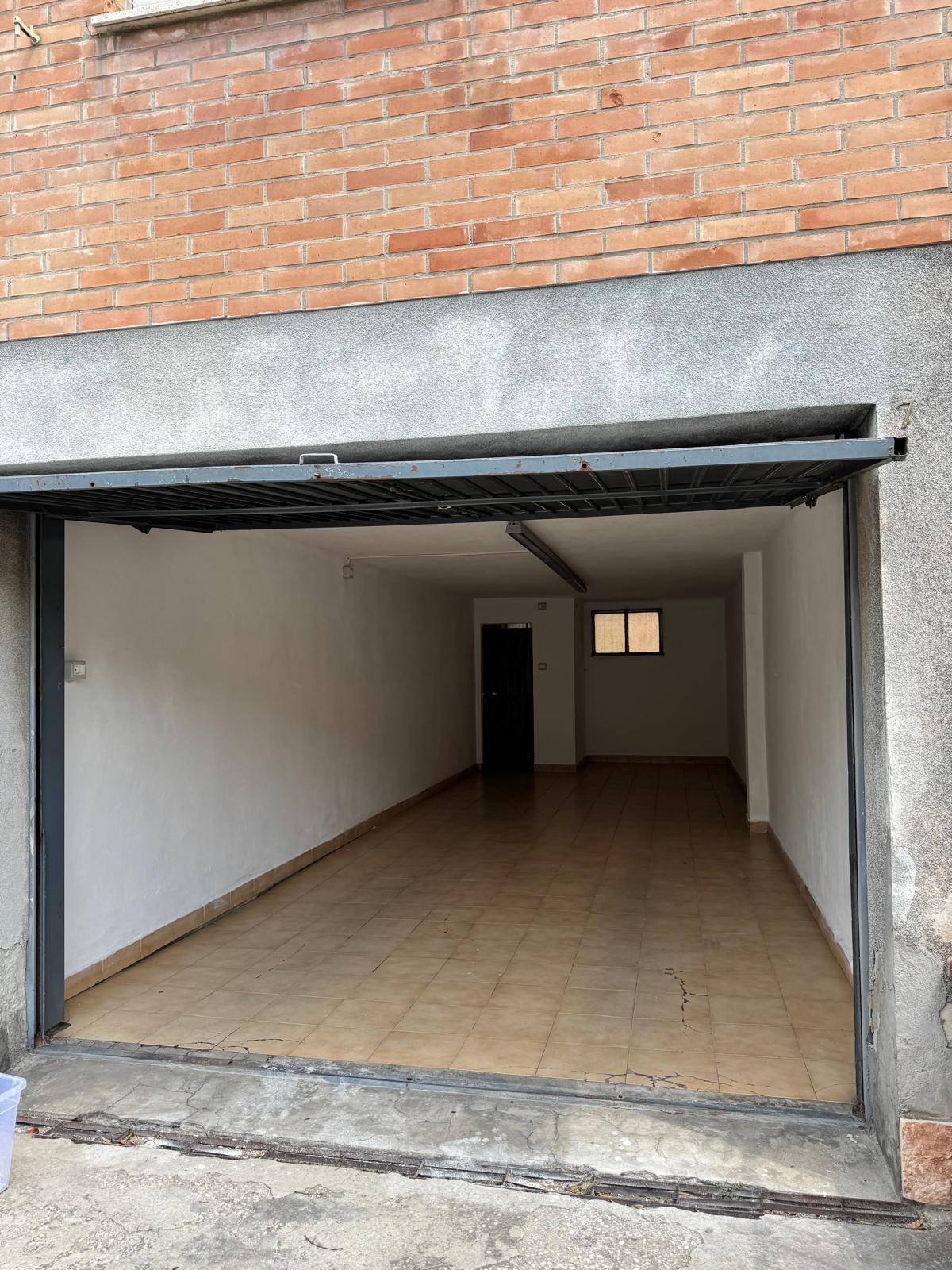 Box o garage in affitto a Ferrara, Via G.Fabbri
