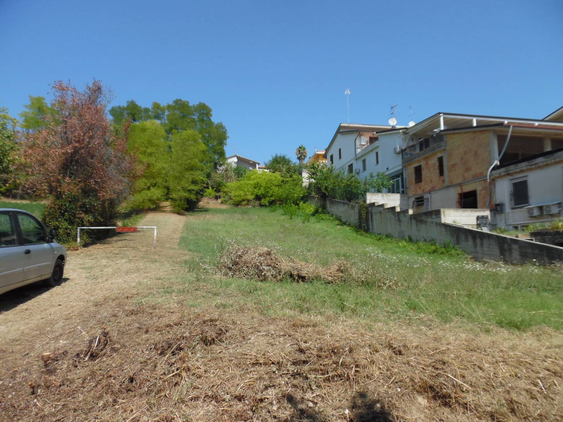 Terreno vista mare, Colonnella contrada giardino