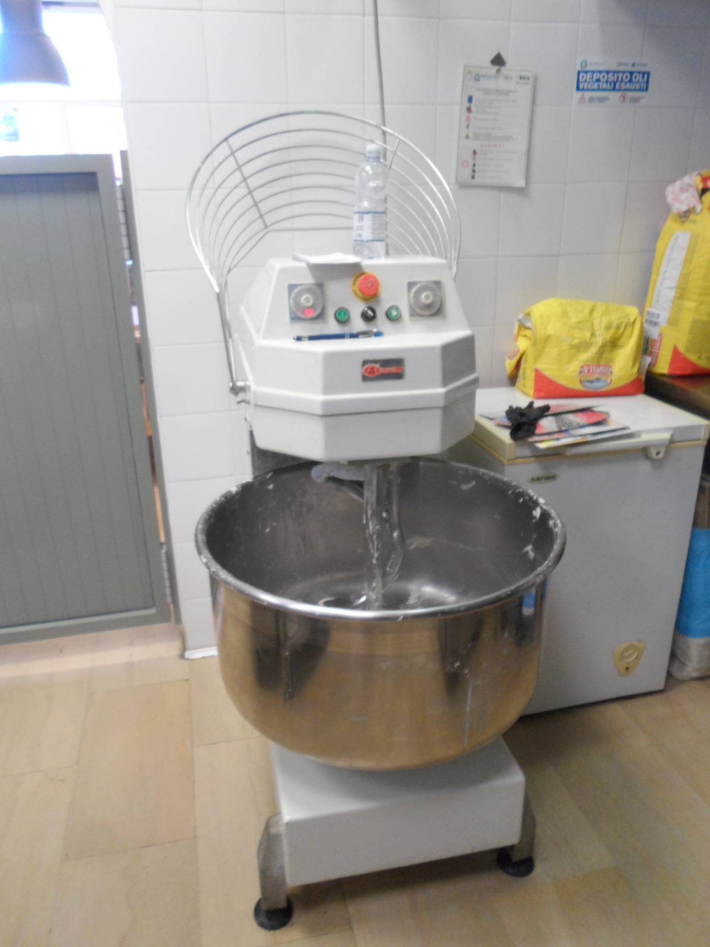 Pizzeria al taglio e d'asporto in vendita a San Benedetto del Tronto, Viale De Gasperi